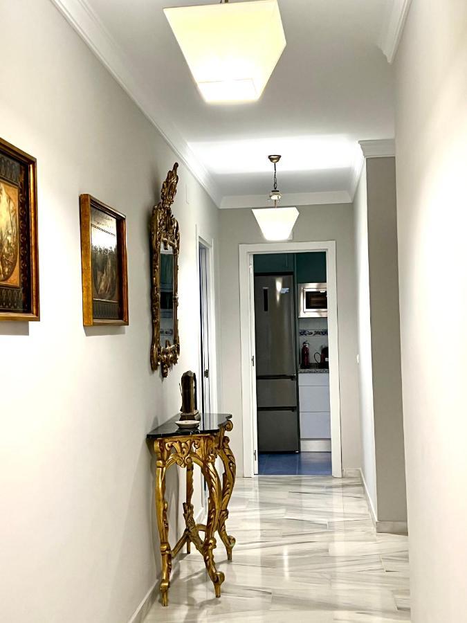 Puerto Deluxe Apartment Malaga Exterior photo